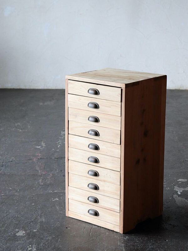 Fukunaka DEMODE FURNITURE